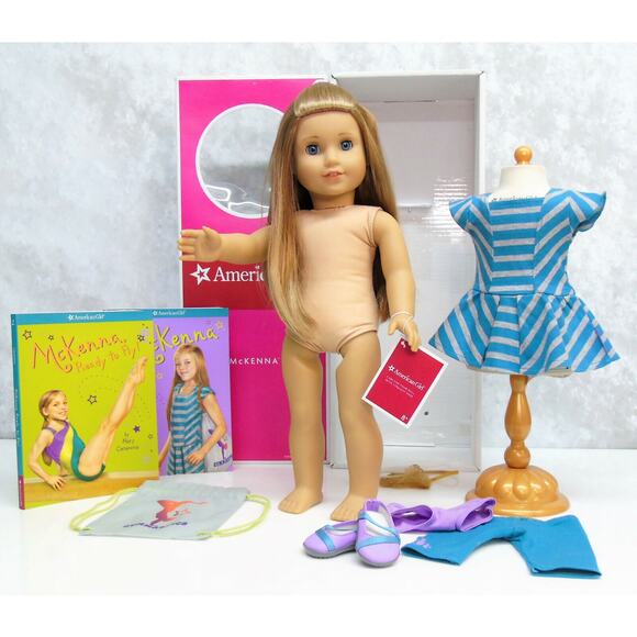 American Girl DOLL MCKENNA In Meet Outfit 2 Book GOTY 2012 Gymnastics Bag BOX! - Picture 3 of 12